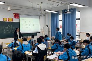 龙哥：新人救火→新人夺冠 8轮5分降级区→28轮不败可提前5轮夺冠